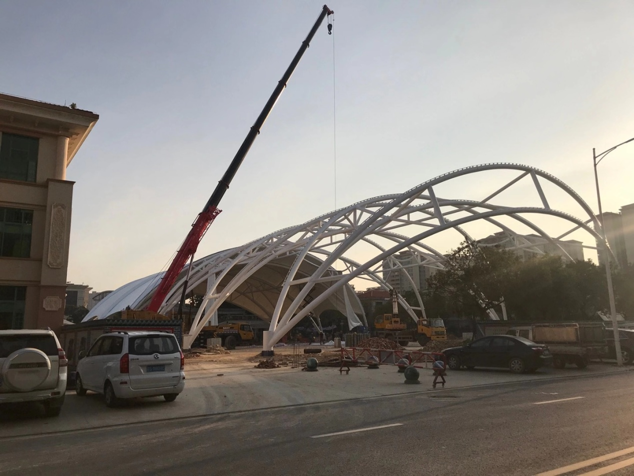 商業廣場膜結構